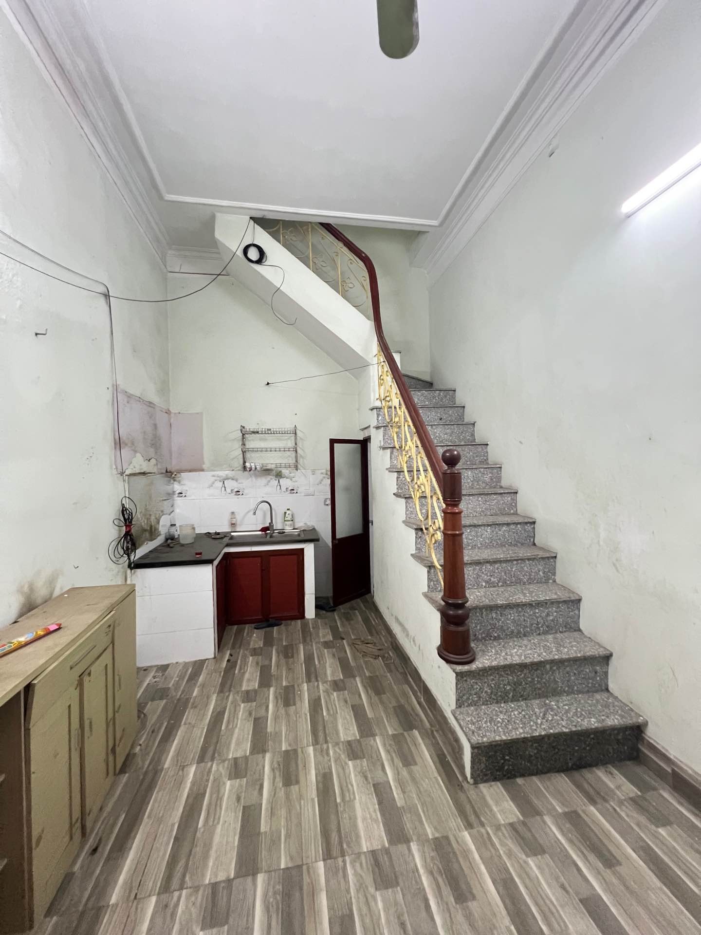 Bán nhà Tân Mai - diện tích 30m2 4 tầng - Ngõ nông thông - giá 5,6 tỷ