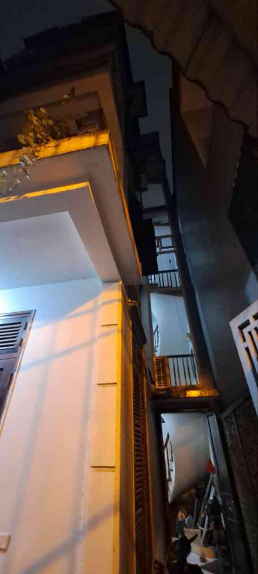 Bán nhà Trường Chinh - diện tích 75m2 5 tầng - Nhà thiết kế như biệt thự - giá 17,7 tỷ