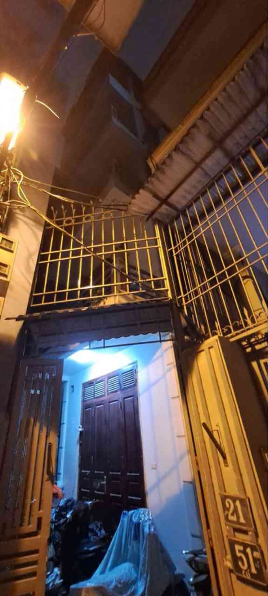 Bán nhà Trường Chinh - diện tích 75m2 5 tầng - Nhà thiết kế như biệt thự - giá 17,7 tỷ