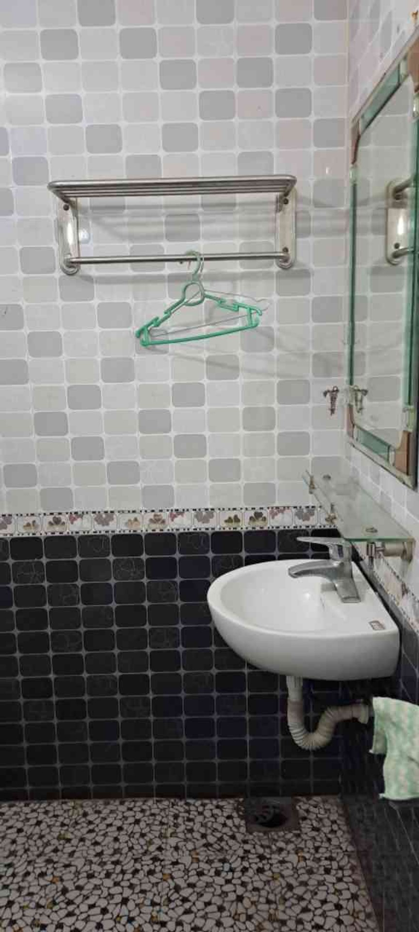 Bán nhà Trường Chinh - diện tích 75m2 5 tầng - Nhà thiết kế như biệt thự - giá 17,7 tỷ