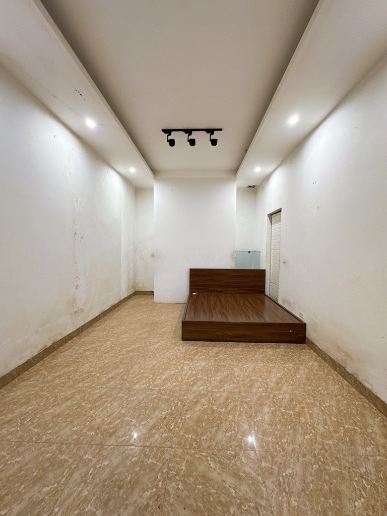 Bán nhà Ngõ 1 Thuý Lĩnh - diện tích 100m2 3 tầng - Ô TÔ TRÁNH KINH DOANH VĂN PHÒNG - giá 17,5 tỷ
