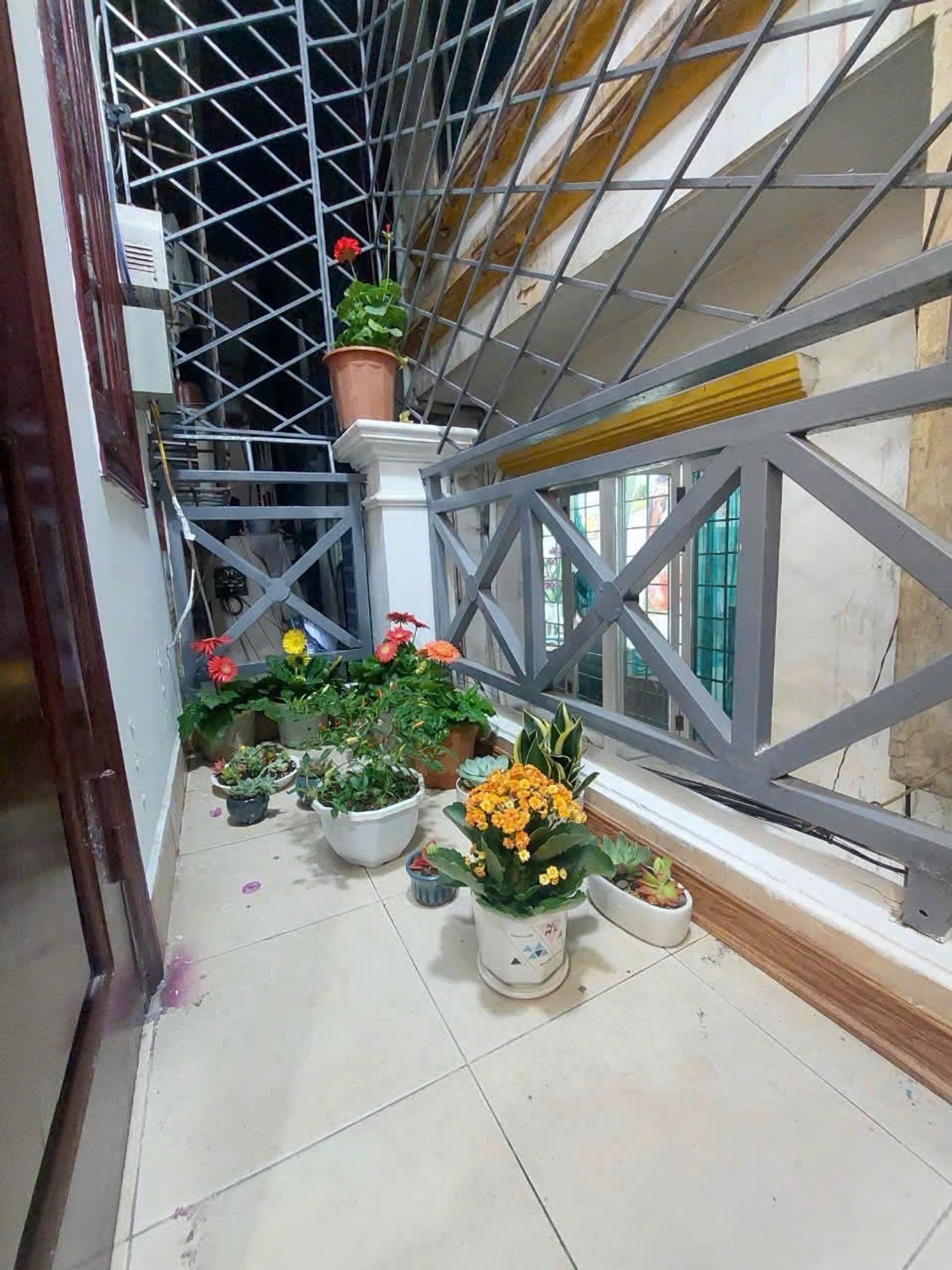Bán nhà Tân Mai - diện tích 26m2 5 tầng - Nhà đẹp, full nội thất - giá 8,2 tỷ