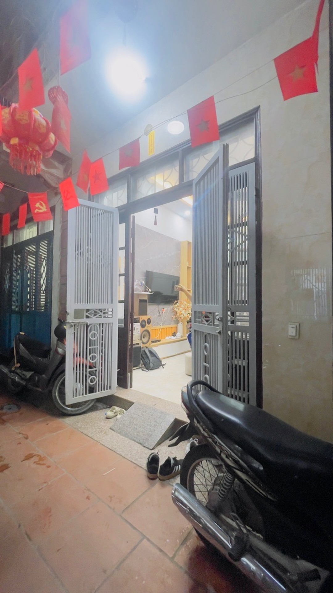 Bán nhà Tân Mai - diện tích 26m2 5 tầng - Nhà đẹp, full nội thất - giá 8,2 tỷ