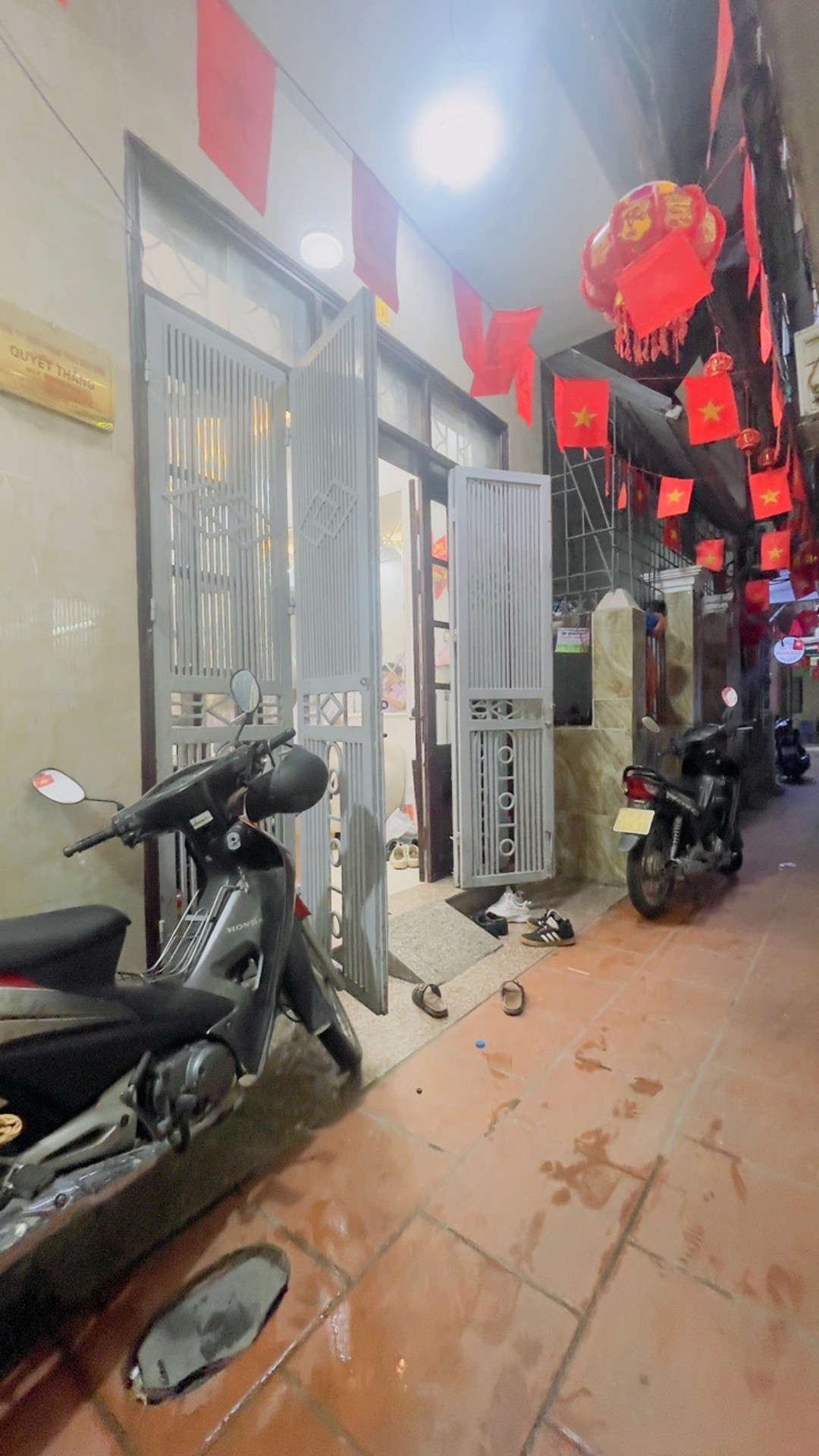 Bán nhà Tân Mai - diện tích 26m2 5 tầng - Nhà đẹp, full nội thất - giá 8,2 tỷ