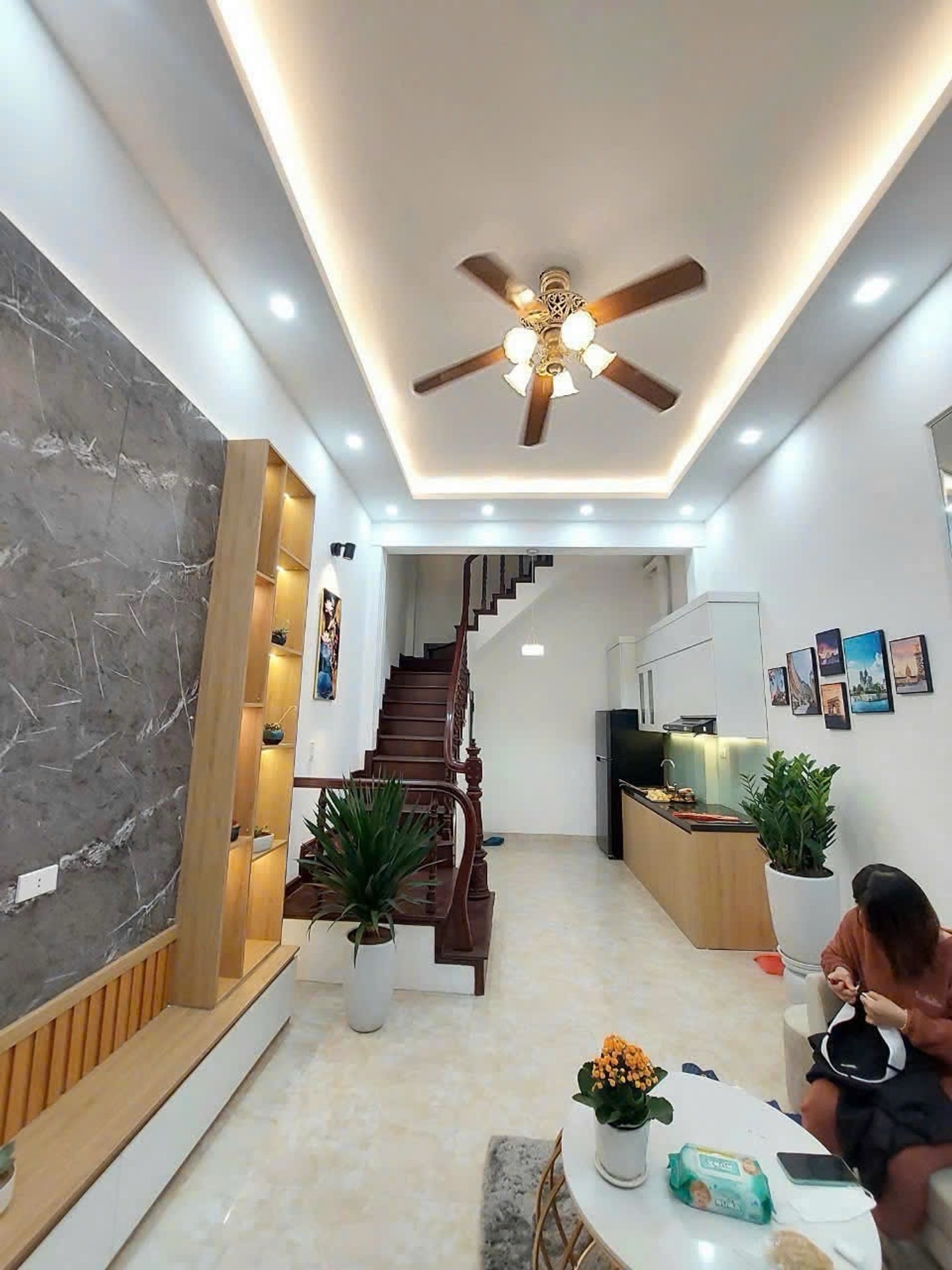 Bán nhà Tân Mai - diện tích 26m2 5 tầng - Nhà đẹp, full nội thất - giá 8,2 tỷ