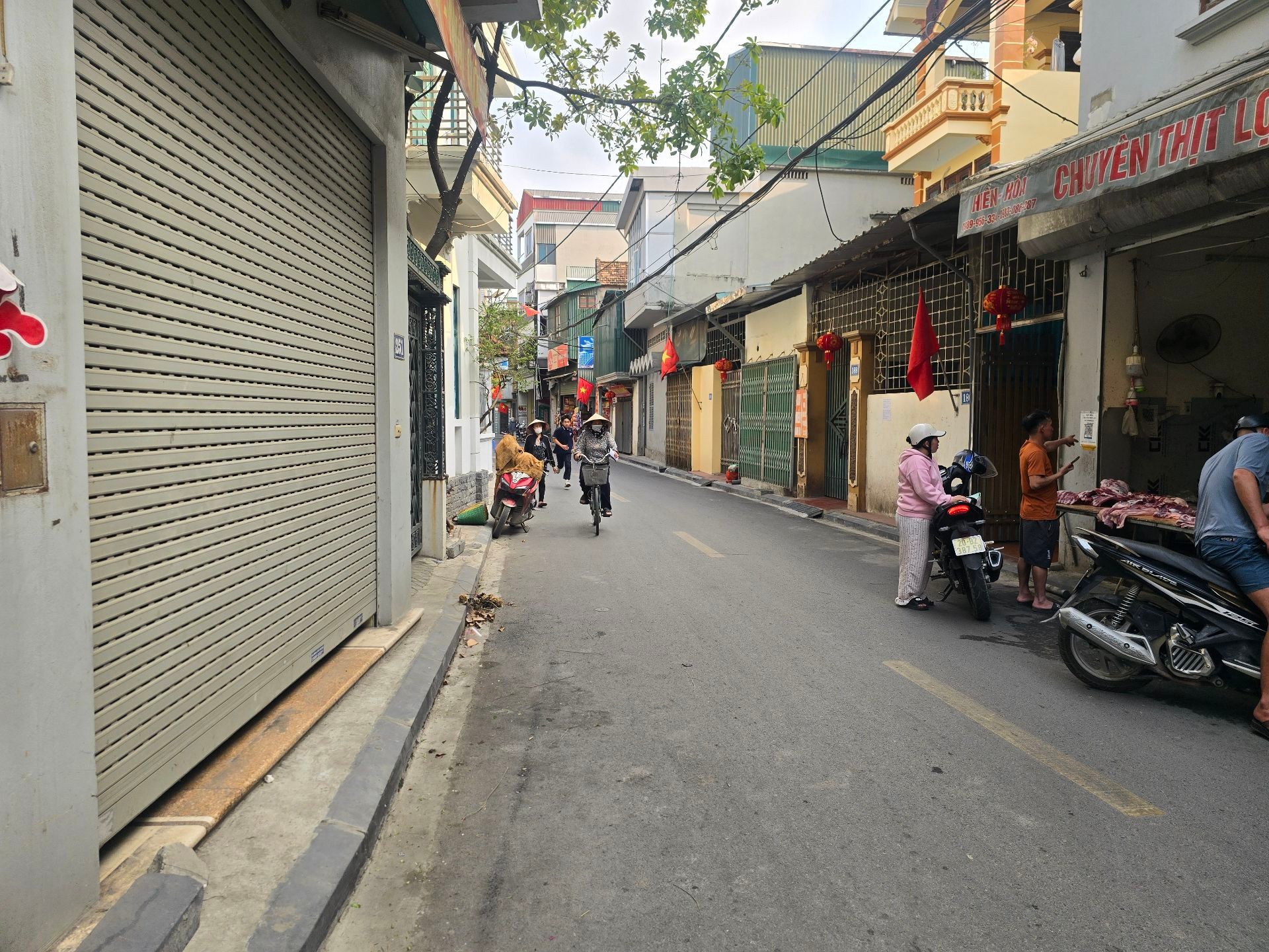 Bán nhà Yên Duyên - diện tích 52m2 4 tầng - Ô TÔ - giá 18,5 tỷ