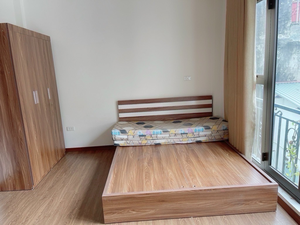 Bán nhà Trương Định - diện tích 42m2 5 tầng - Nhà đẹp hiếm có - giá 10,5 tỷ
