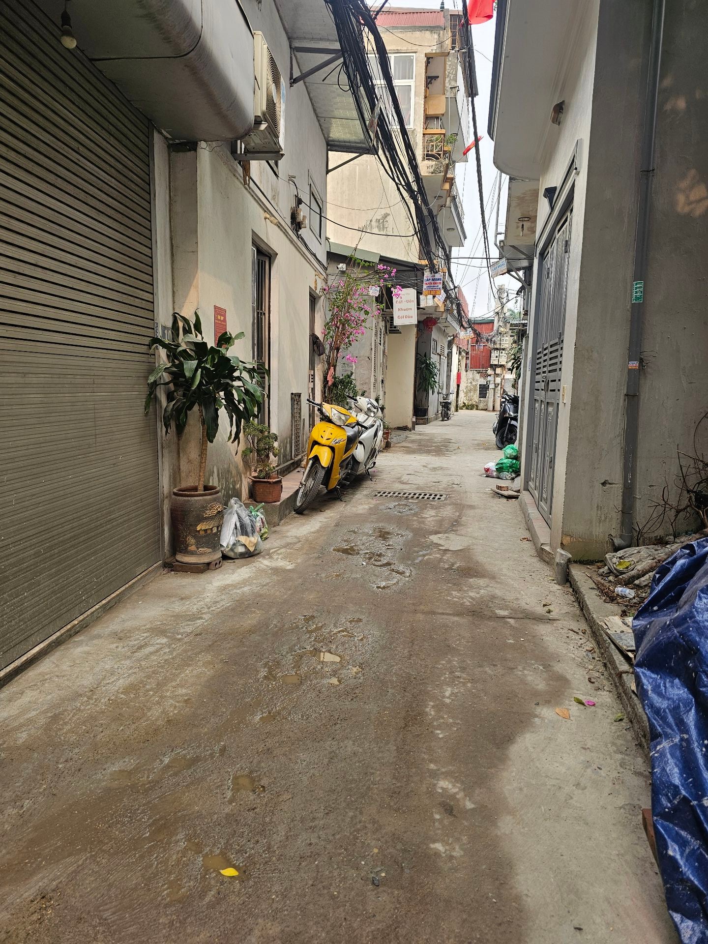 Bán nhà ngõ 55/31/10 Thanh Lân - diện tích 36m2 5 tầng - ô tô nhỏ lùi vào được - giá 9,5 tỷ