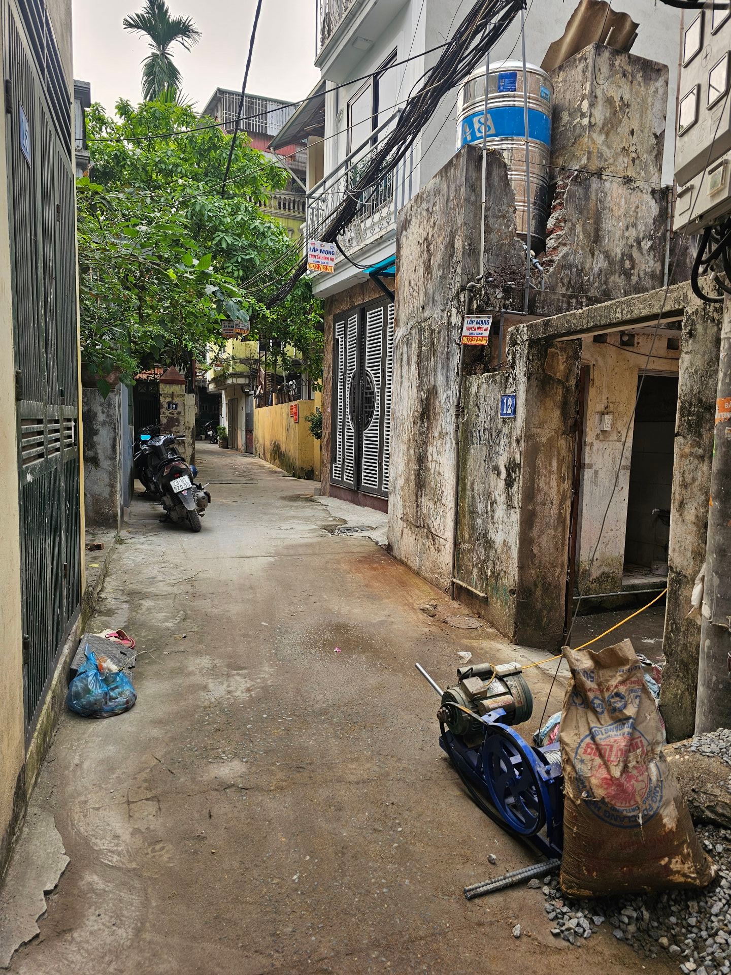 Bán nhà ngõ 55/31/10 Thanh Lân - diện tích 36m2 5 tầng - ô tô nhỏ lùi vào được - giá 9,5 tỷ