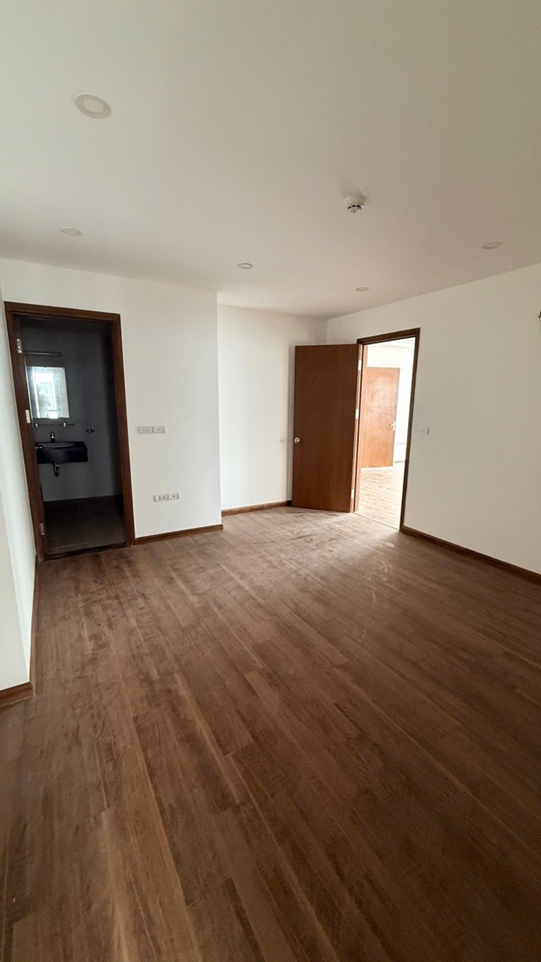 Bán nhà Đại Kim - diện tích 107m2 25 tầng - Căn hộ lô góc - giá 8,39 tỷ