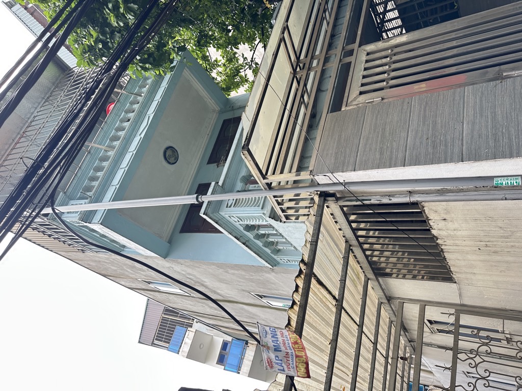 Bán nhà Lê Trọng Tấn - diện tích 39m2 3 tầng - Lô góc, mặt ngõ thông ô tô - giá 10,8 tỷ