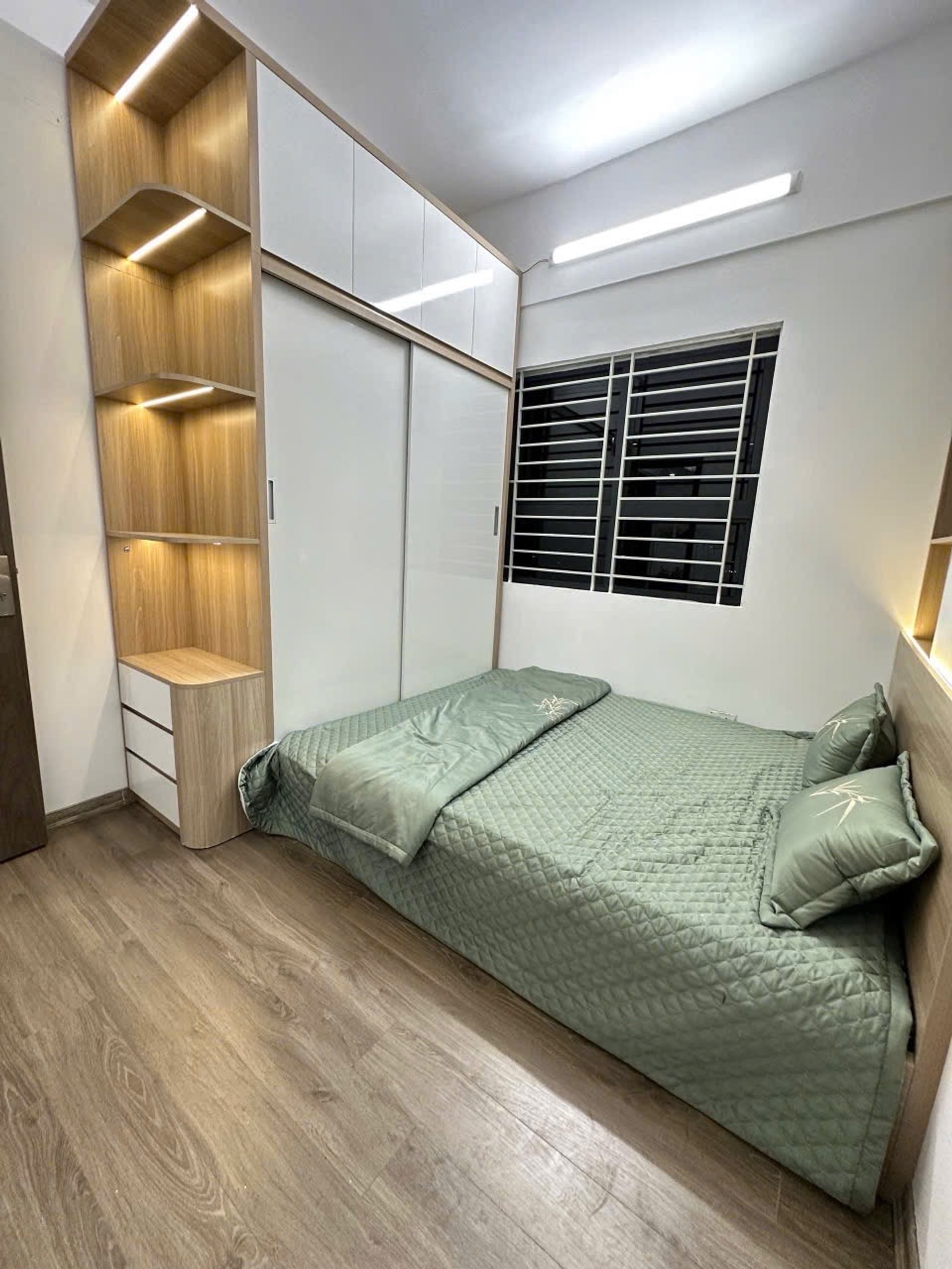 Bán nhà Nguyễn Xiển - diện tích 53m2 1 tầng - Nhà đẹp hiếm có - giá 3,8 tỷ