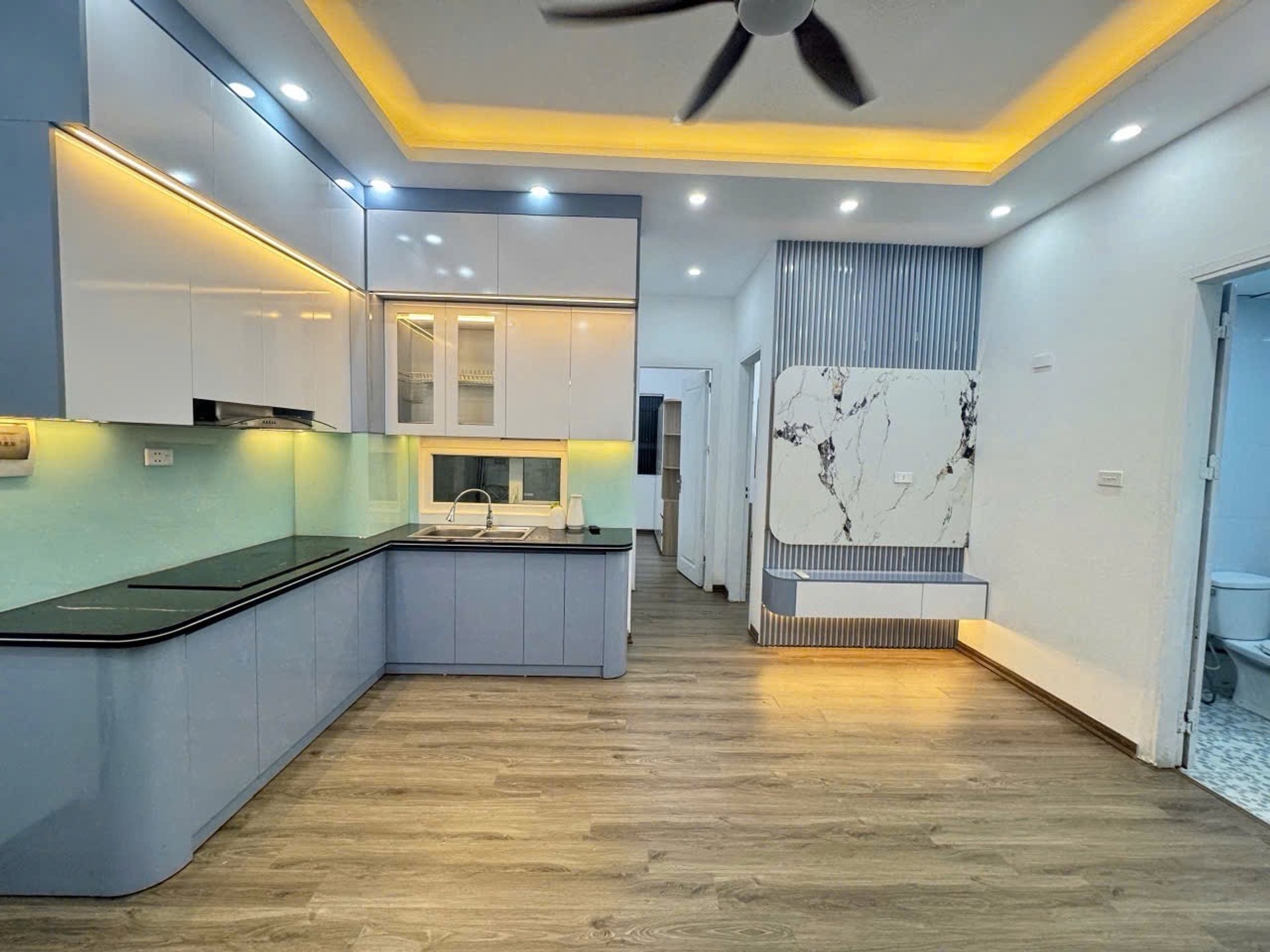 Bán nhà Nguyễn Xiển - diện tích 53m2 1 tầng - Nhà đẹp hiếm có - giá 3,8 tỷ