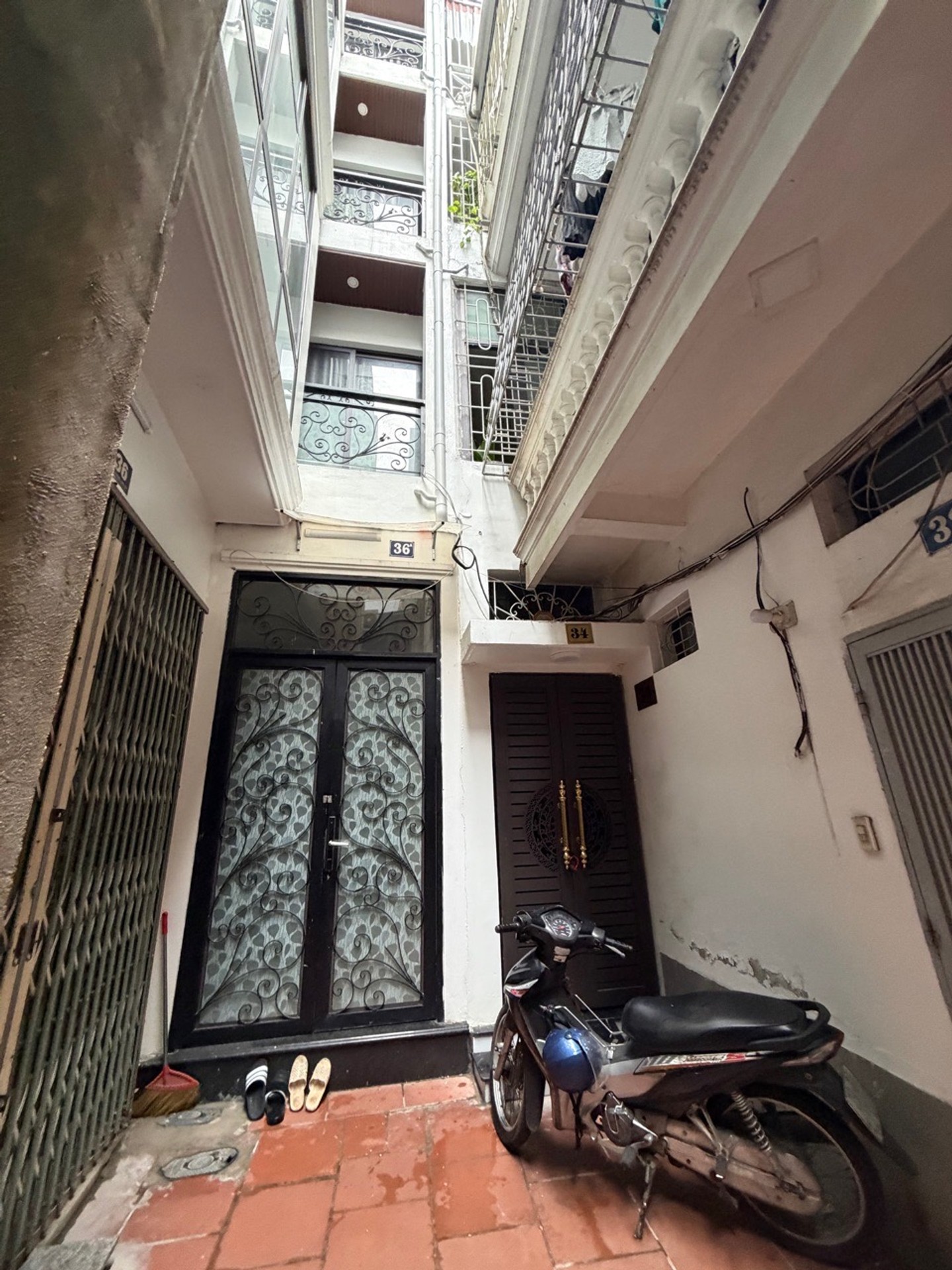 Bán nhà Trần Khát Chân - diện tích 32m2 4 tầng - hiếm nhà bán - giá 6,9 tỷ