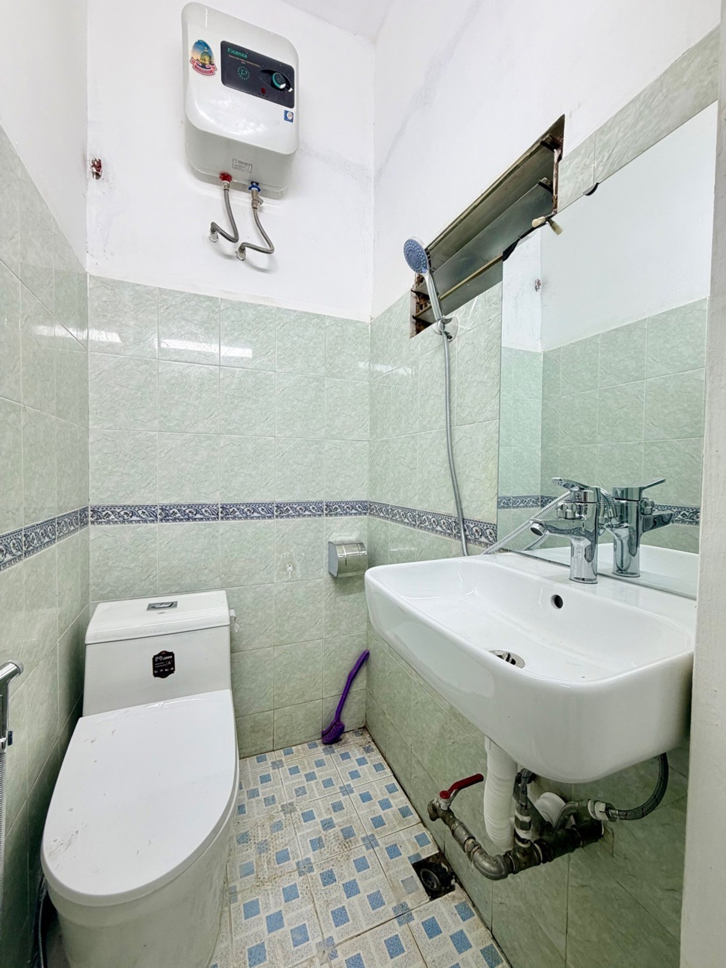 Bán nhà Hồng Mai - diện tích 19m2 4 tầng - gần ô tô - giá 3,7 tỷ