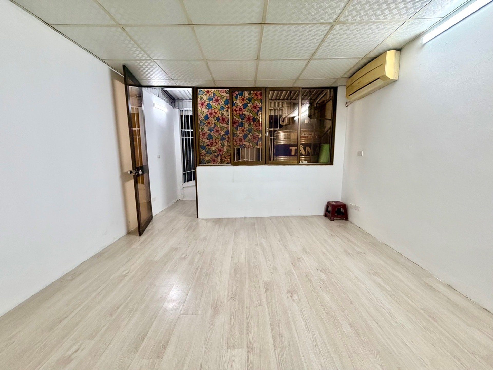 Bán nhà Hồng Mai - diện tích 19m2 4 tầng - gần ô tô - giá 3,7 tỷ