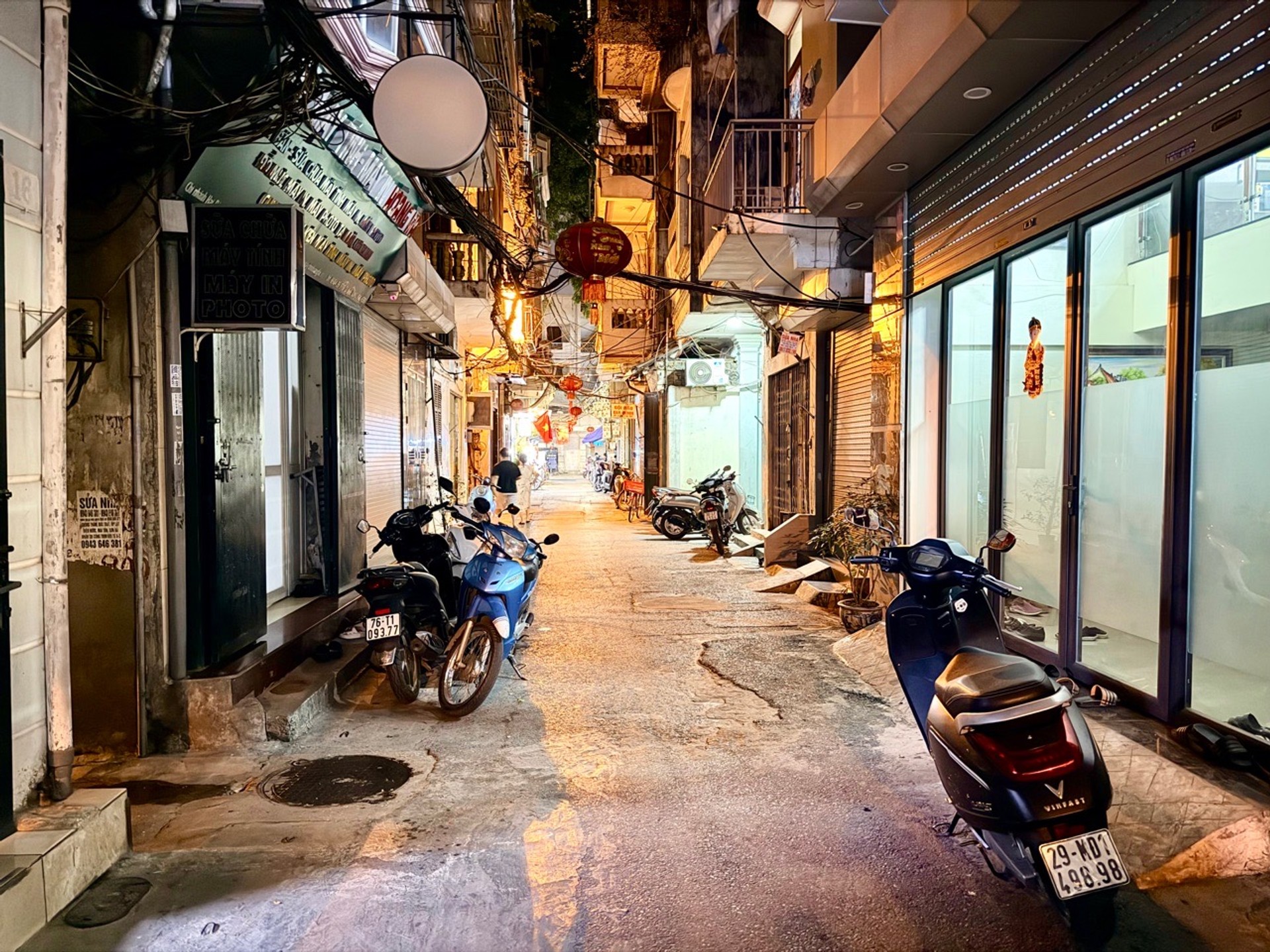Bán nhà Hồng Mai - diện tích 19m2 4 tầng - gần ô tô - giá 3,7 tỷ