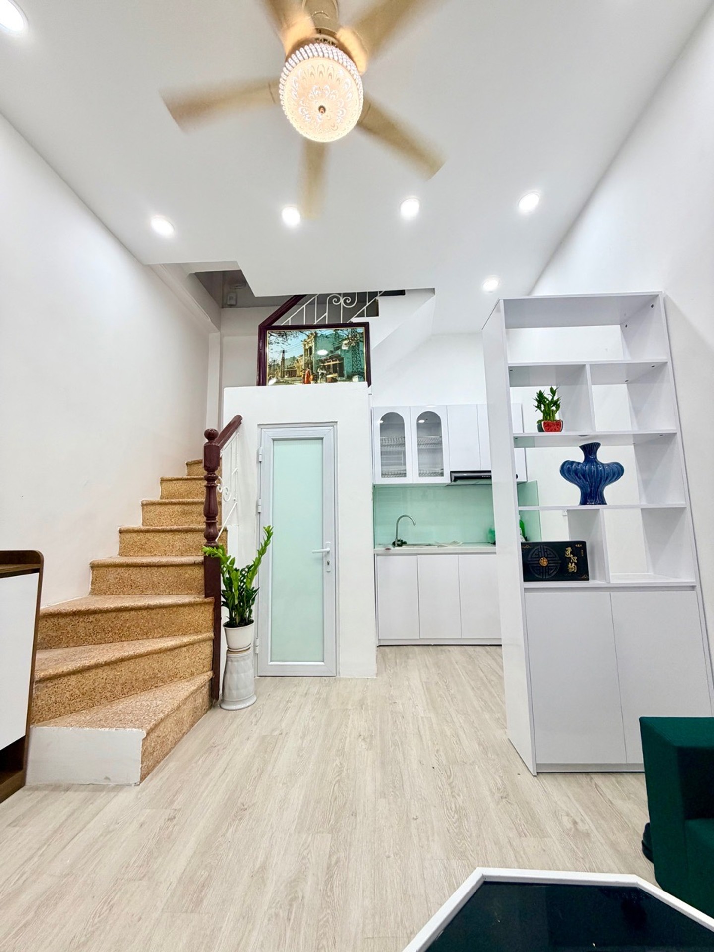 Bán nhà Hồng Mai - diện tích 19m2 4 tầng - gần ô tô - giá 3,7 tỷ