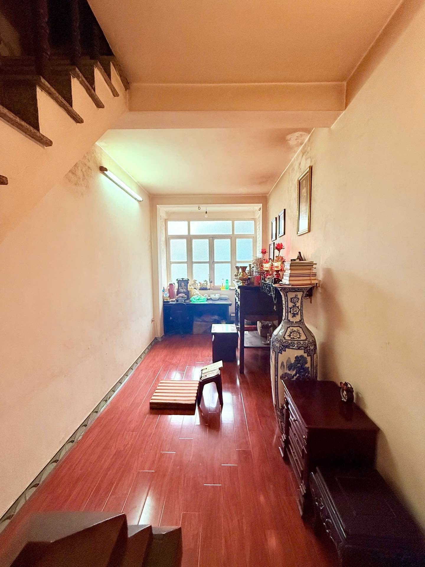 Bán nhà La Thành - diện tích 170m2 4 tầng - 2 mặt tiền - giá 150 tỷ