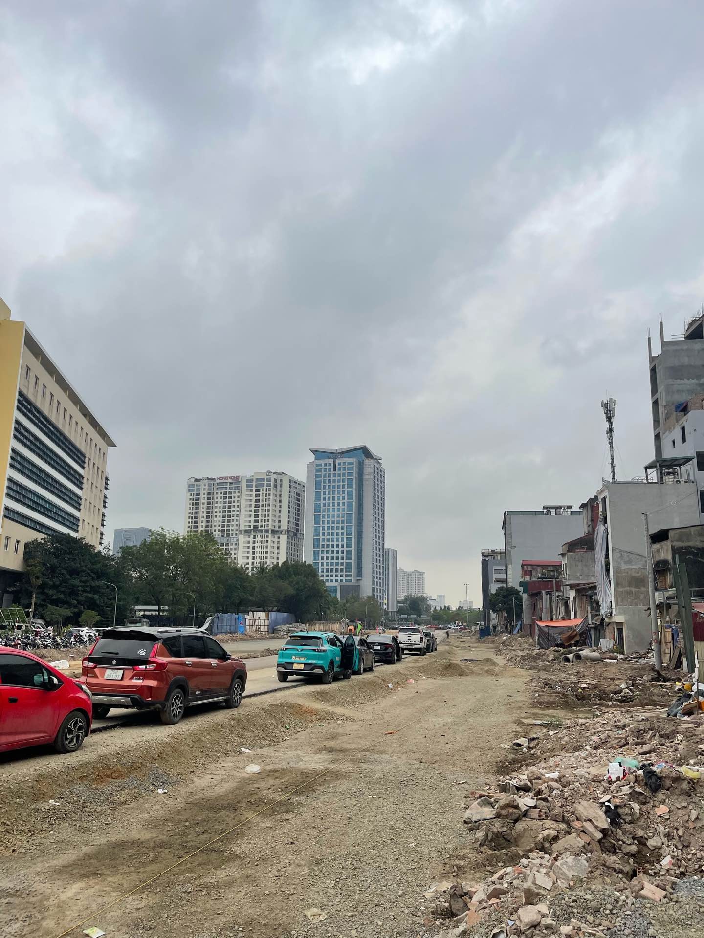 Bán nhà La Thành - diện tích 170m2 4 tầng - 2 mặt tiền - giá 150 tỷ