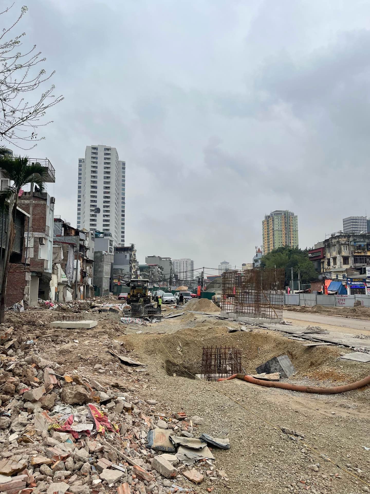 Bán nhà La Thành - diện tích 170m2 4 tầng - 2 mặt tiền - giá 150 tỷ