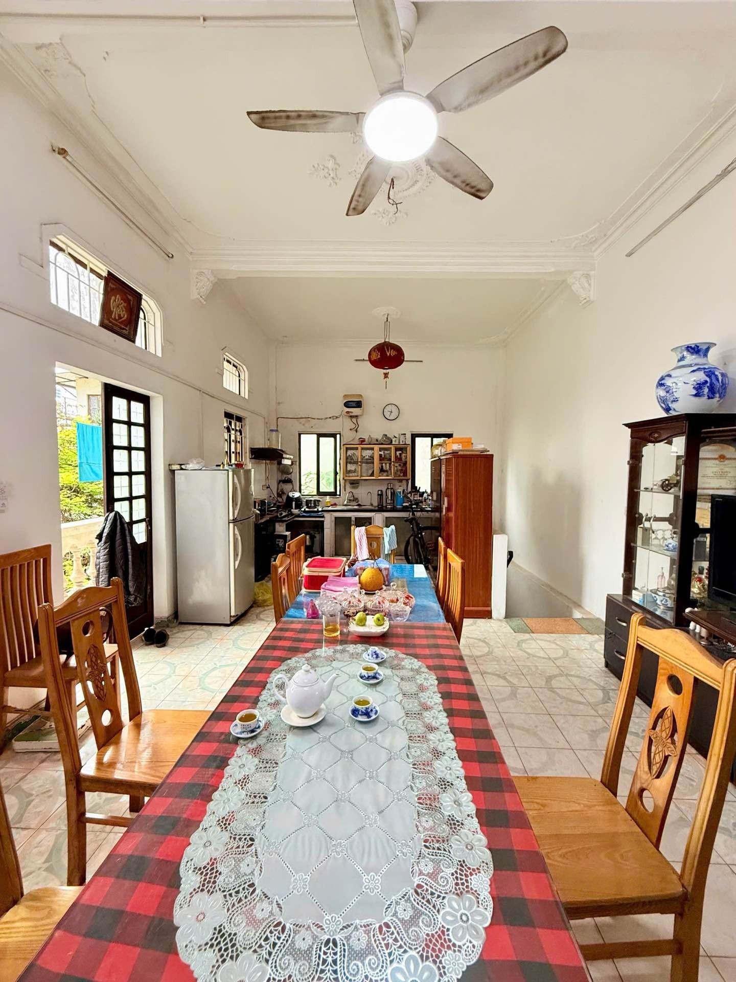 Bán nhà La Thành - diện tích 170m2 4 tầng - 2 mặt tiền - giá 150 tỷ