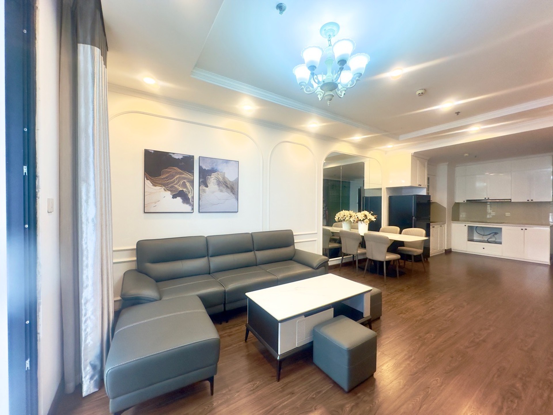 Bán nhà Minh Khai - diện tích 95m2 1 tầng - Chung cư cao cấp Times City - giá 10,7 tỷ