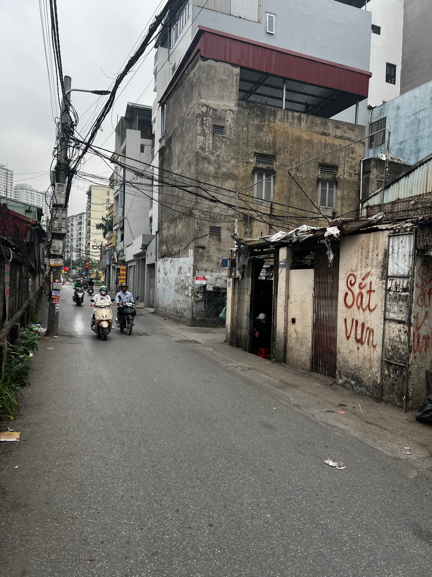 Bán nhà Kim Giang - diện tích 44m2 1 tầng - Ngõ oto tránh - giá 18 tỷ