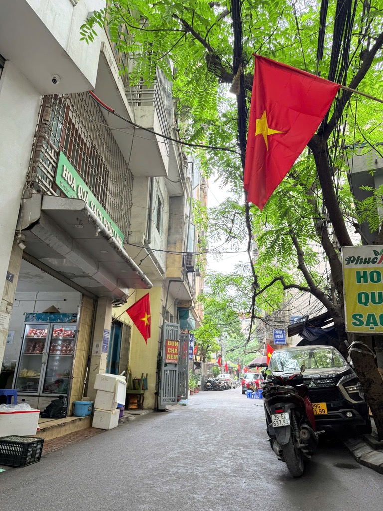 Bán nhà Giải Phóng - diện tích 54m2 7 tầng - Ô TÔ TRÁNH - giá 25 tỷ