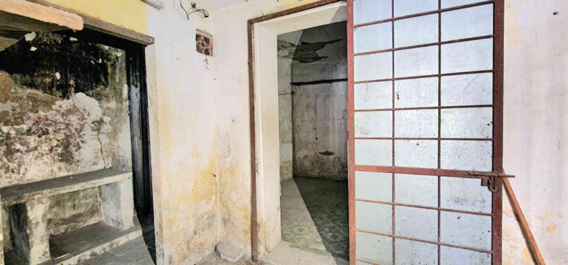 Bán nhà Lò Đúc - diện tích 39m2 1 tầng - Ô tô đỗ tận cửa - giá 3,5 tỷ
