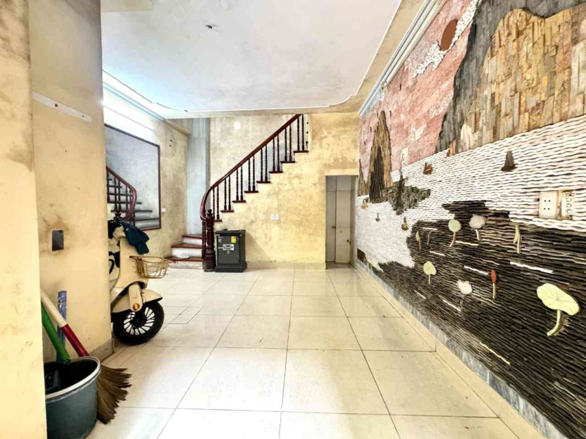 Bán nhà Đống Đa - diện tích 16m2 5 tầng - Gần hồ Xã Đàn - giá 5,5 tỷ