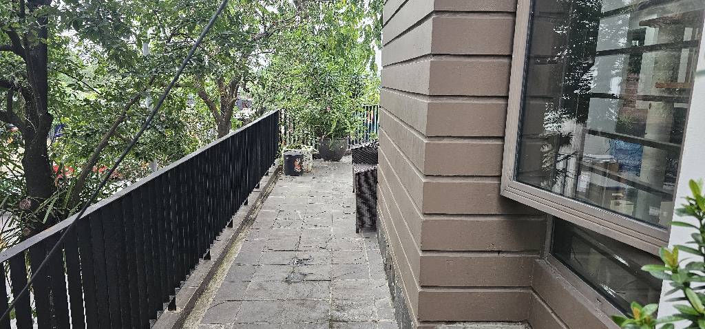 Bán nhà Tổng cục 5 - diện tích 100m2 5 tầng - Gara ô tô rộng - giá 31,5 tỷ