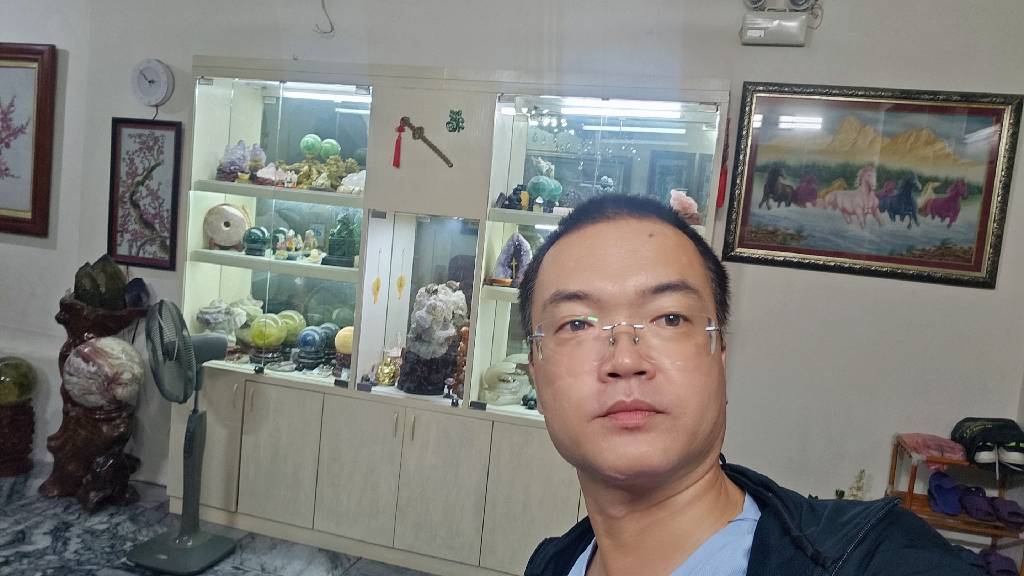 Bán nhà Tổng cục 5 - diện tích 100m2 5 tầng - Gara ô tô rộng - giá 31,5 tỷ