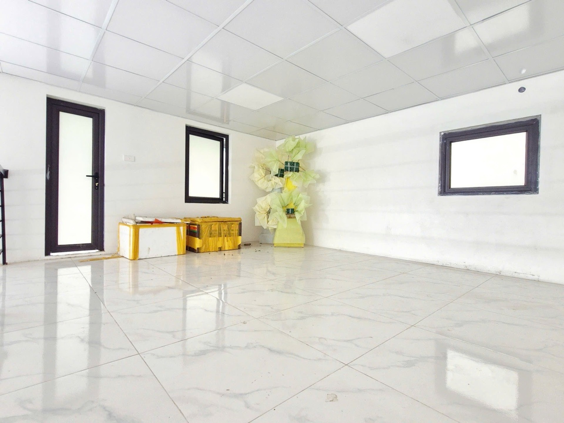 Bán nhà Định Công Hạ - diện tích 40m2 1 tầng - Ô đậu cổng - giá 2 tỷ
