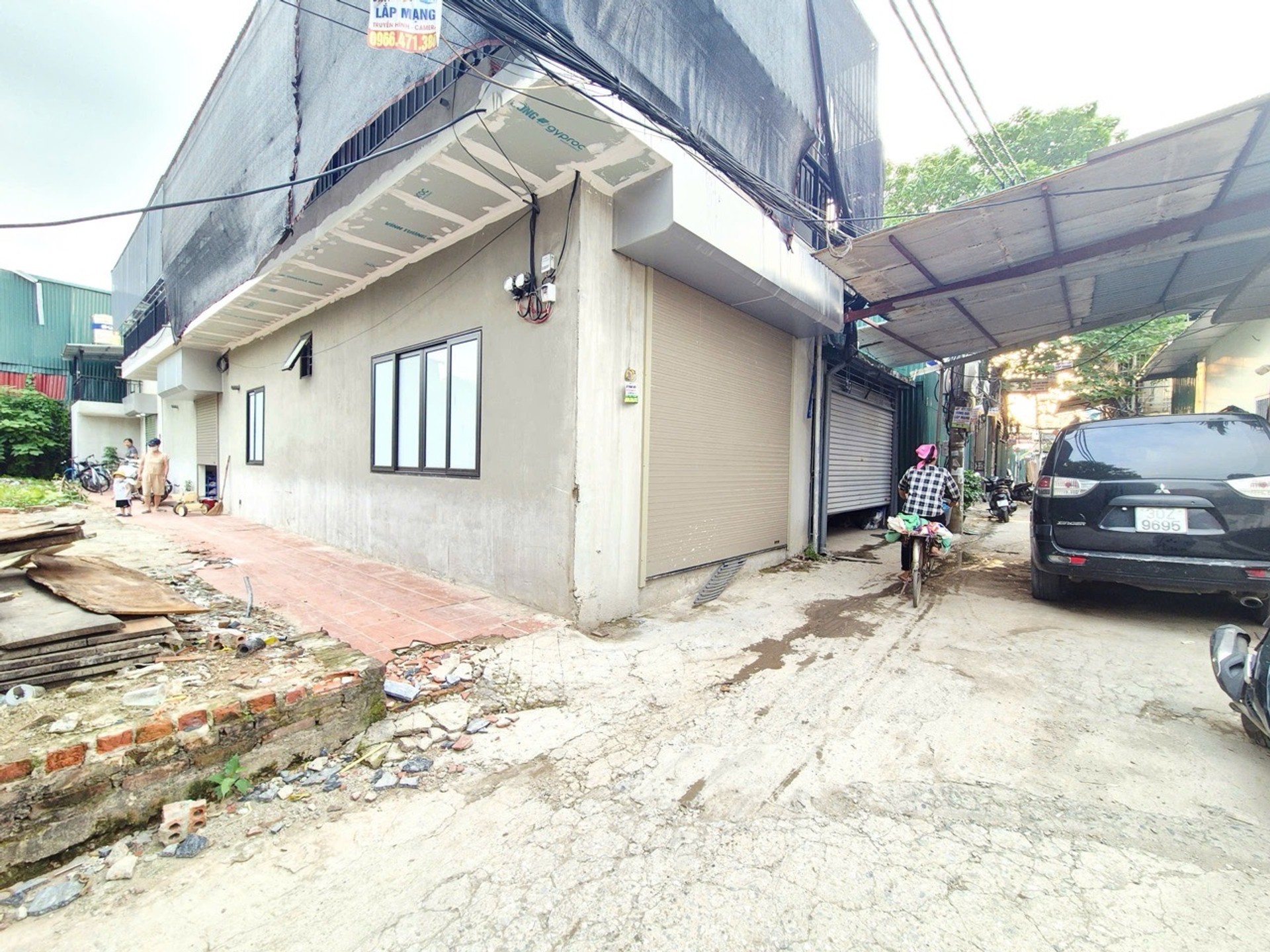 Bán nhà Định Công Hạ - diện tích 40m2 1 tầng - Ô đậu cổng - giá 2 tỷ