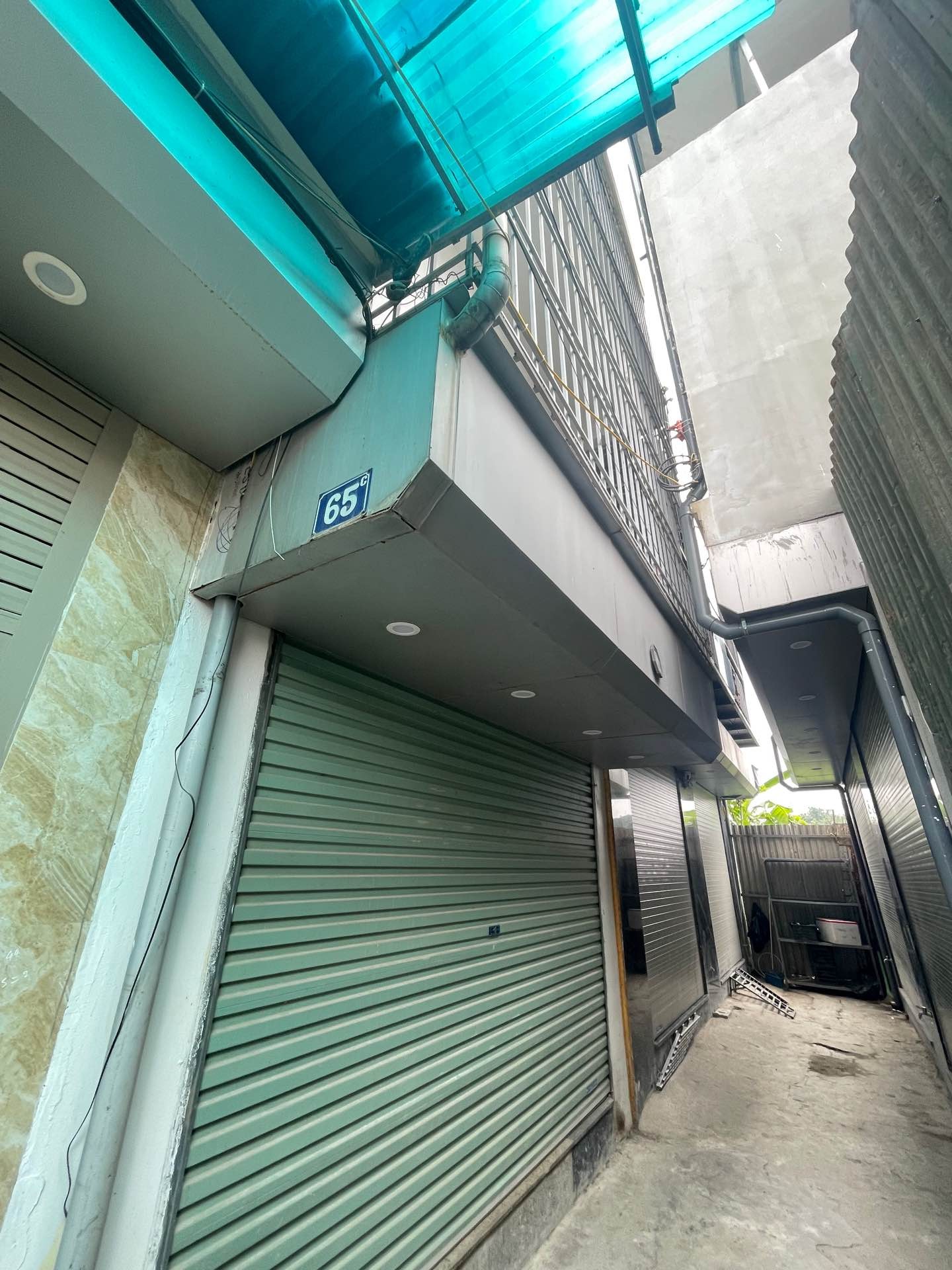 Bán nhà Định Công Hạ - diện tích 42m2 3 tầng - Nhà Dân xây kiên cố - giá 2,9 tỷ