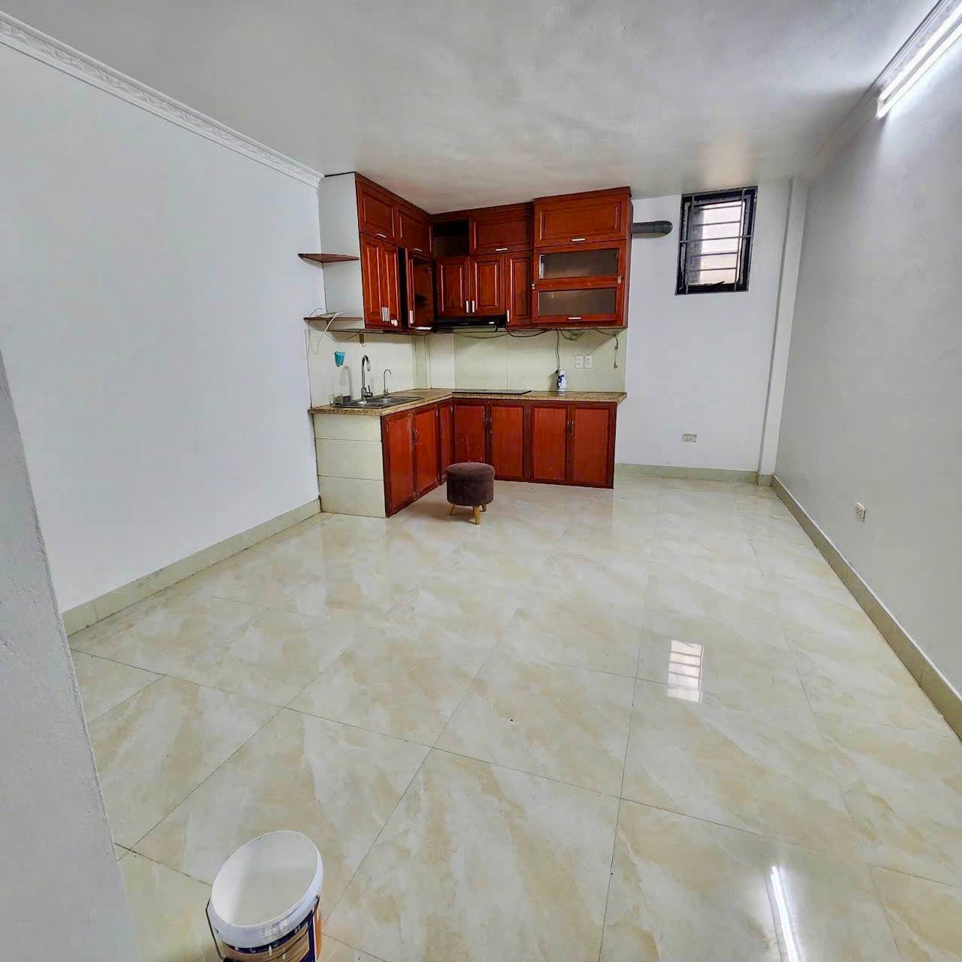 Bán nhà Định Công Hạ - diện tích 42m2 3 tầng - Nhà Dân xây kiên cố - giá 2,9 tỷ