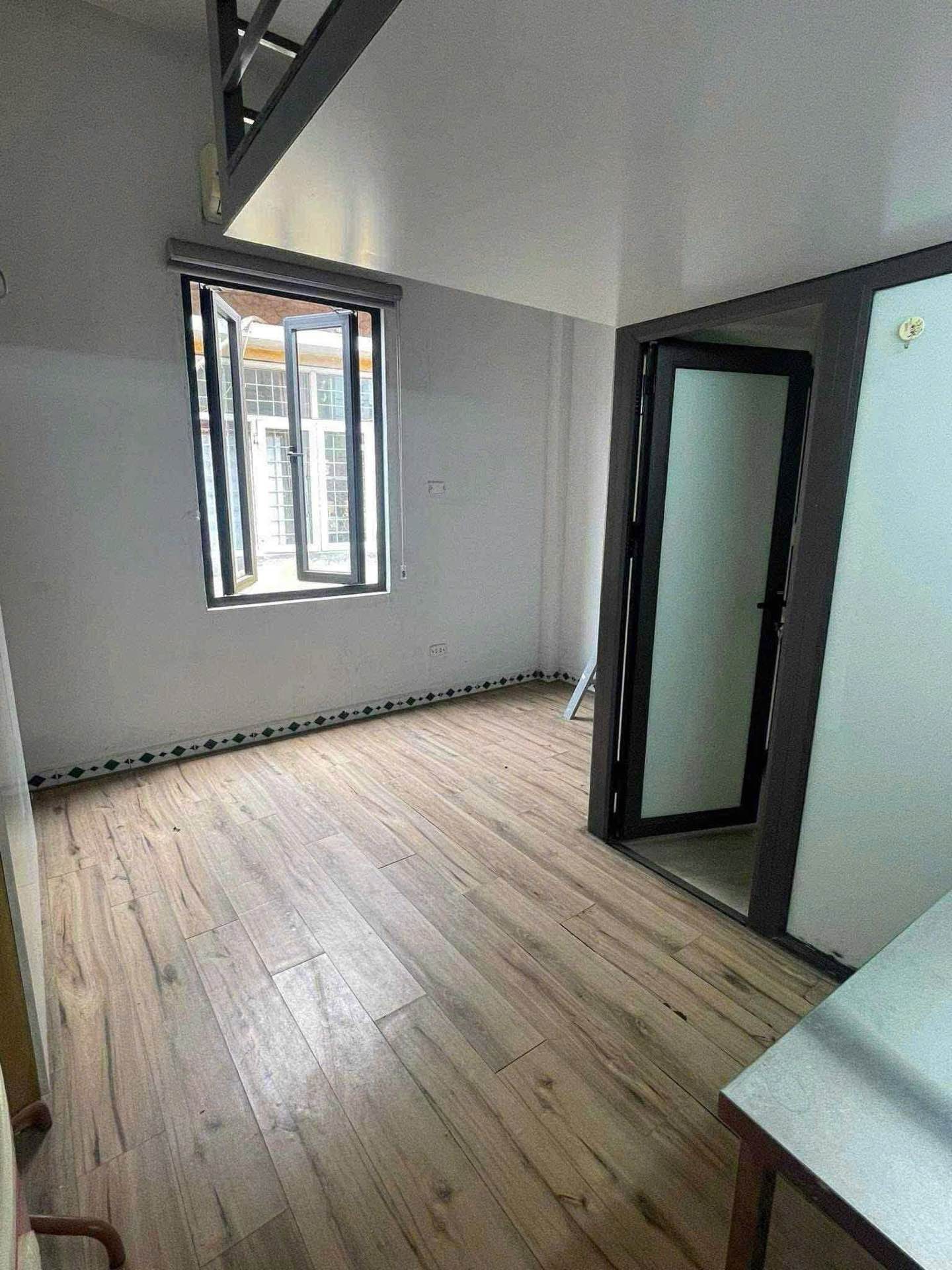 Bán nhà Giáp Bát - diện tích 45m2 5 tầng - 2 mặt thoáng - giá 11,6 tỷ