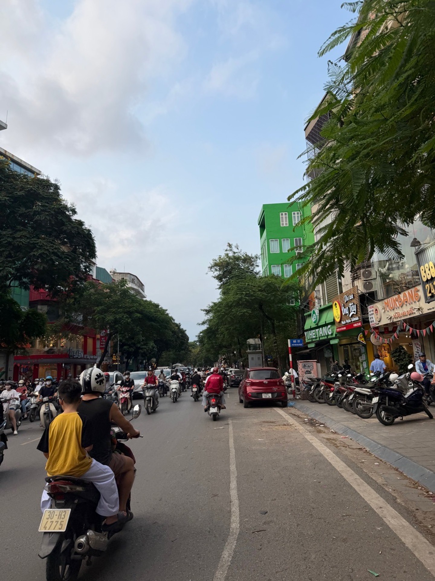 Bán nhà Trần Đại Nghĩa - diện tích 72m2 4 tầng - Nhà đẹp hiếm có - giá 19,5 tỷ