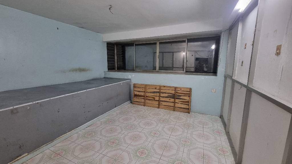 Bán nhà Kim Giang - diện tích 138.6m2 5 tầng - ngõ ô tô thông - giá 29,6 tỷ