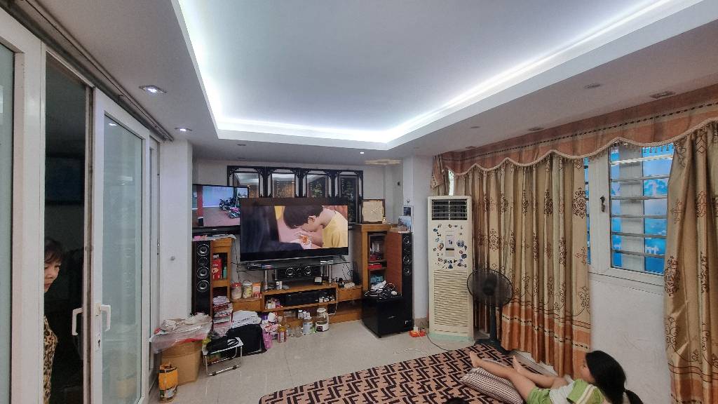 Bán nhà Kim Giang - diện tích 138.6m2 5 tầng - ngõ ô tô thông - giá 29,6 tỷ