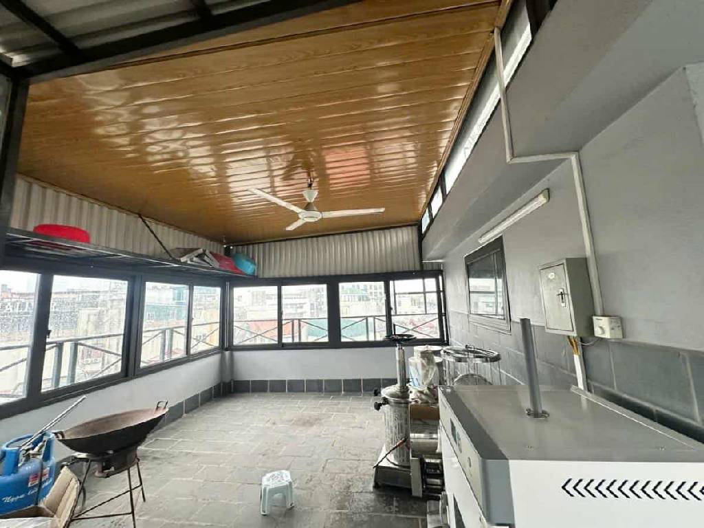 Bán nhà Nguyễn Trãi - diện tích 87m2 7 tầng - Lô góc 3 mặt thoáng - giá 30,5 tỷ