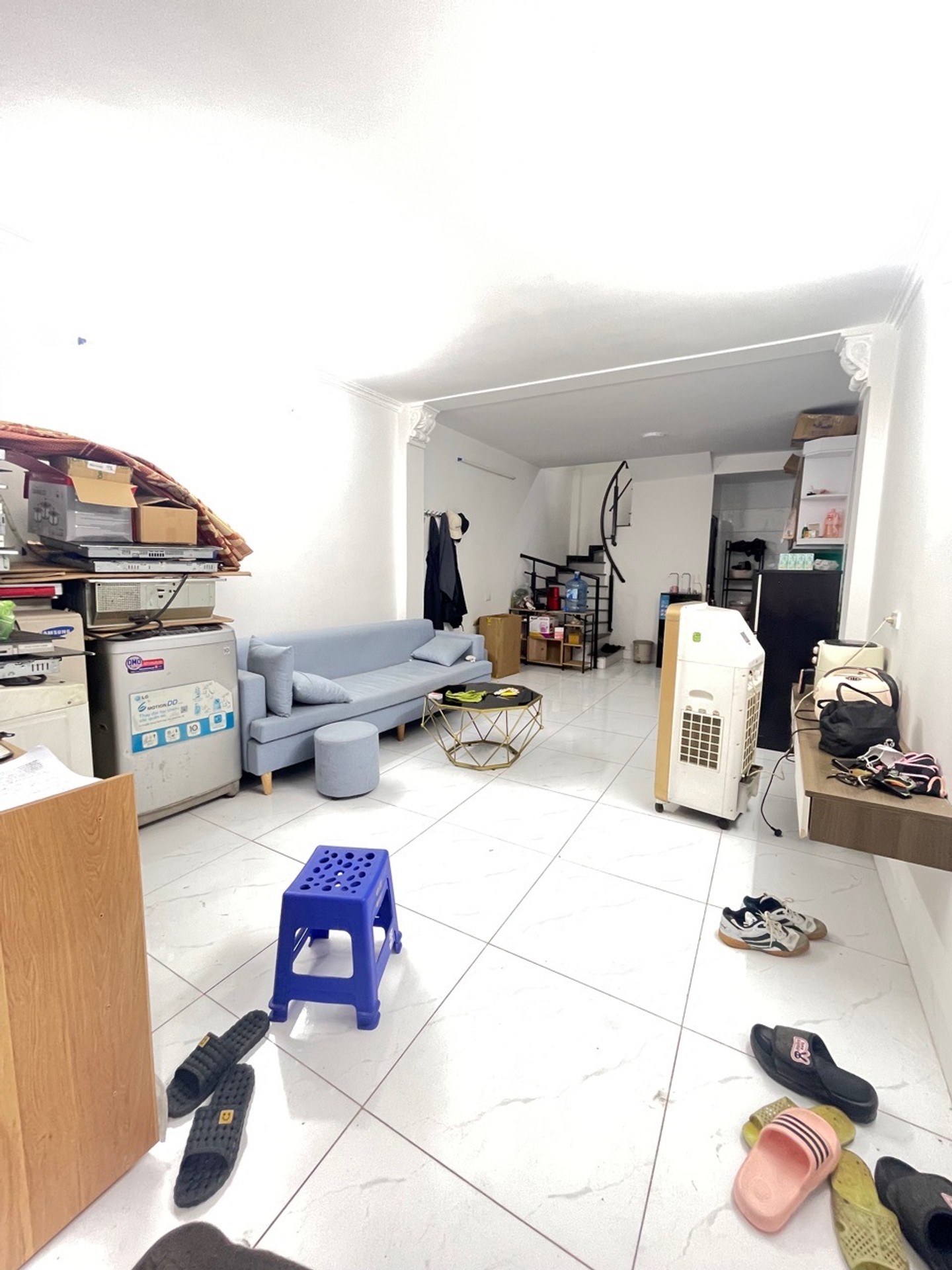 Bán nhà Lê Trọng Tấn - diện tích 34m2 2 tầng - Gần ô tô - giá 2,6 tỷ