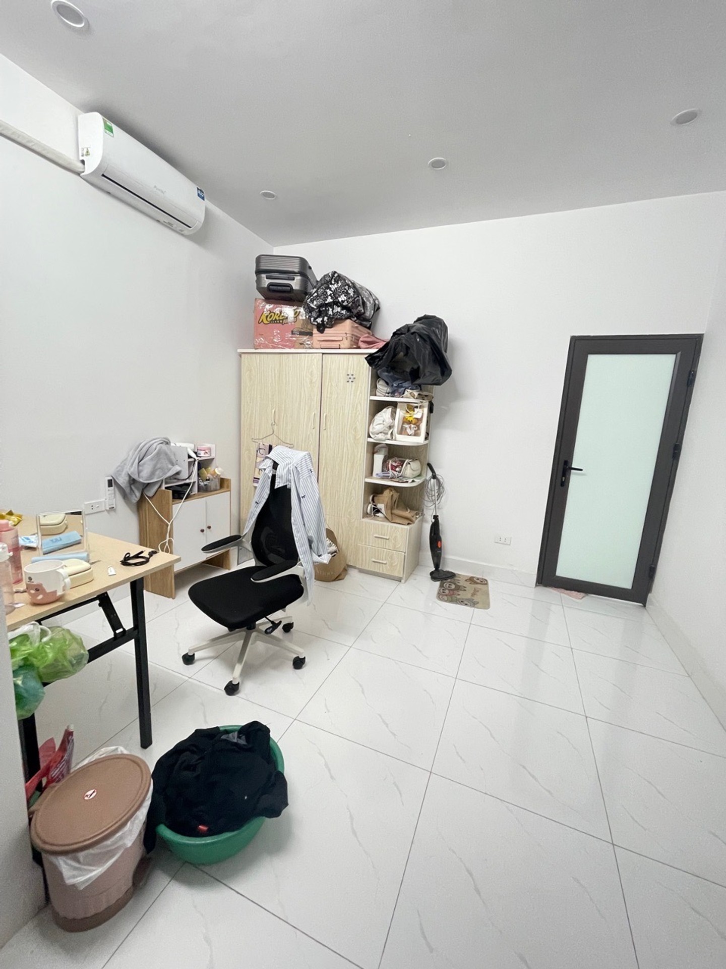 Bán nhà Lê Trọng Tấn - diện tích 34m2 2 tầng - Gần ô tô - giá 2,6 tỷ