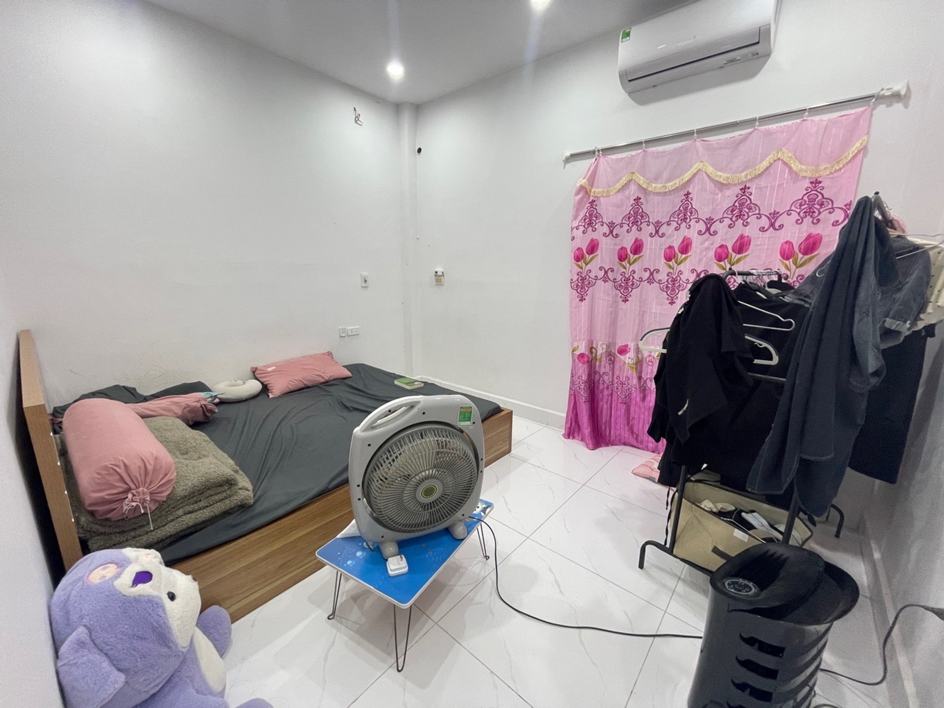 Bán nhà Lê Trọng Tấn - diện tích 34m2 2 tầng - Gần ô tô - giá 2,6 tỷ