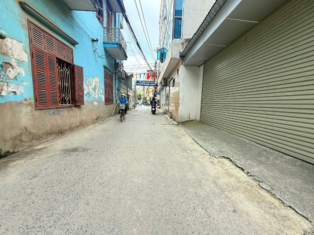 Bán nhà Tam Trinh - diện tích 102m2 1 tầng - Lô góc - giá 27 tỷ