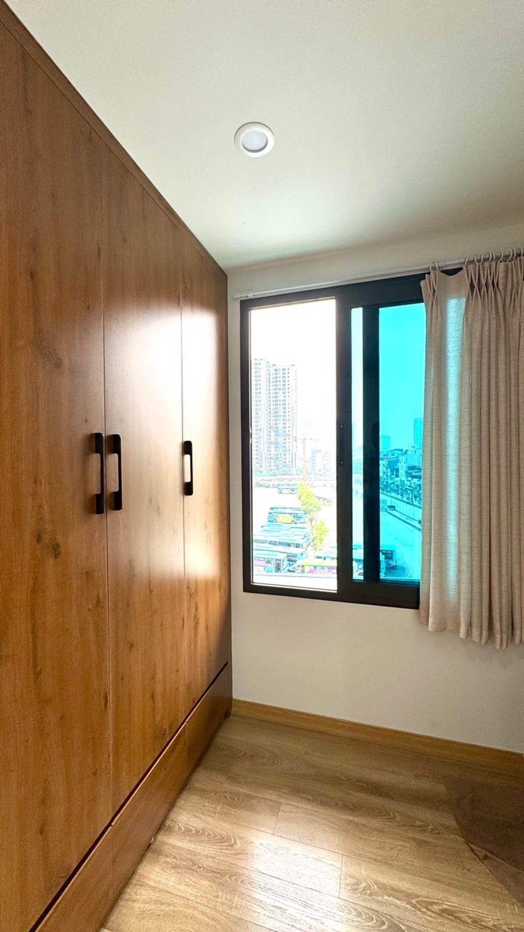 Bán nhà Lạc Trung - diện tích 72m2 5 tầng - Lô góc 3 thoáng vĩnh viễn - giá 6,1 tỷ