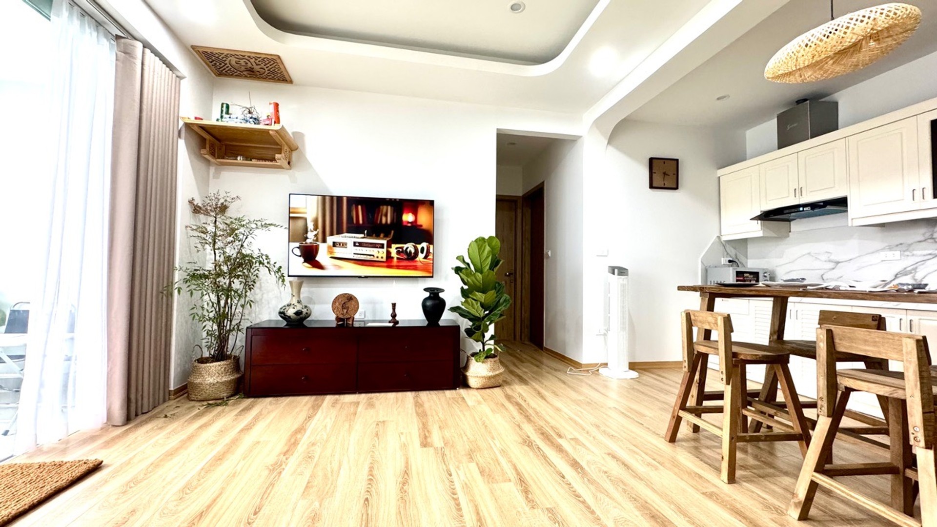 Bán nhà Lạc Trung - diện tích 72m2 5 tầng - Lô góc 3 thoáng vĩnh viễn - giá 6,1 tỷ