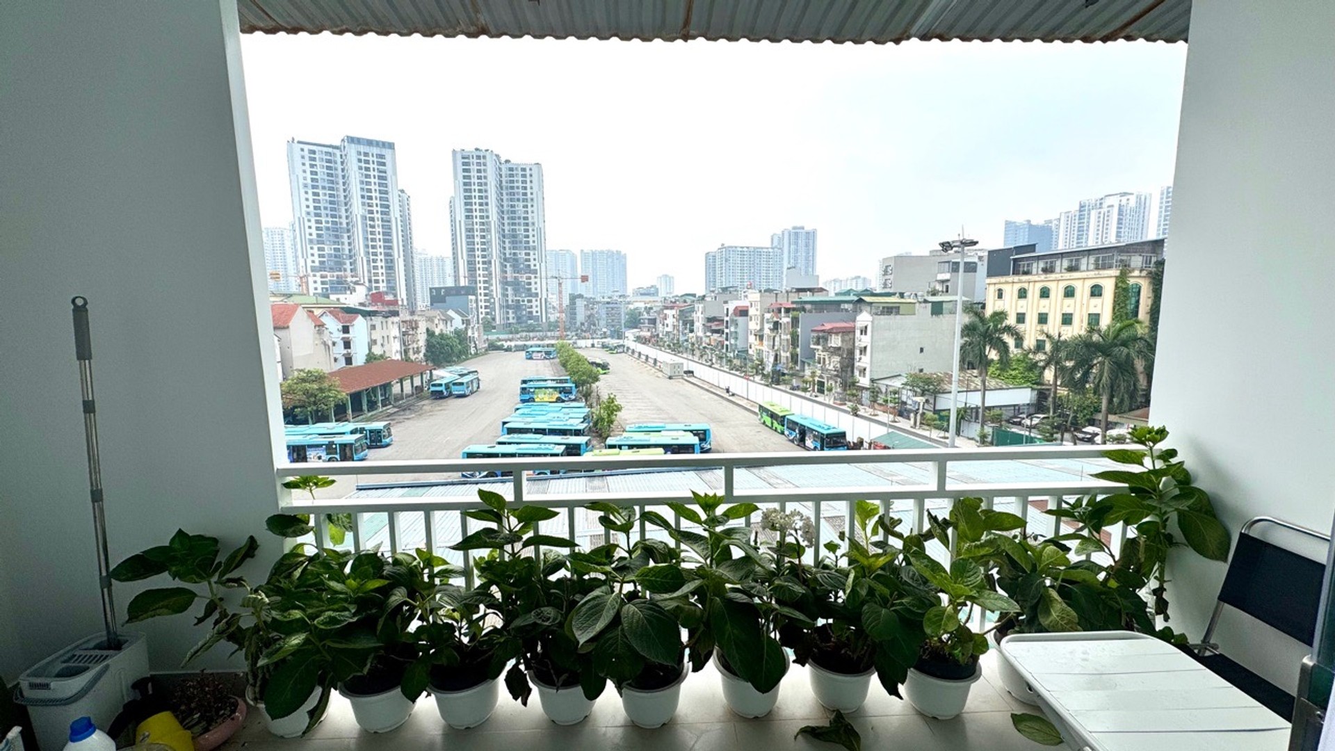 Bán nhà Lạc Trung - diện tích 72m2 5 tầng - Lô góc 3 thoáng vĩnh viễn - giá 6,1 tỷ