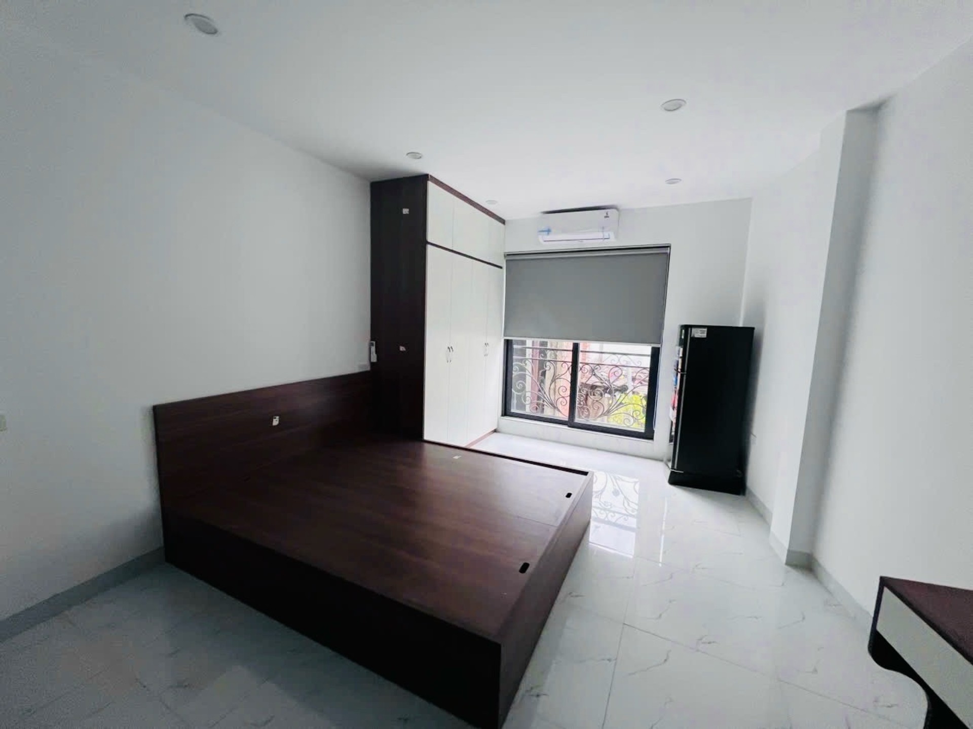 Bán nhà Mai Động - diện tích 40m2 6 tầng - Lô góc 3 mặt thoáng - giá 16,5 tỷ